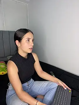 Snapshot of dalianataba chatting on January 17, 7:39 pm dalianataba online show from January 17, 7:39 pm