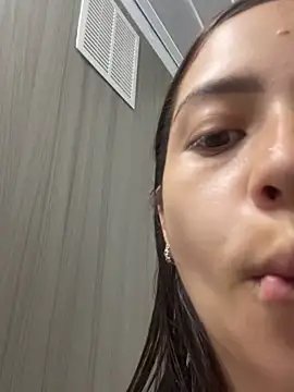 Snapshot of dalianataba chatting on March 30, 6:09 pm dalianataba online show from March 30, 6:09 pm