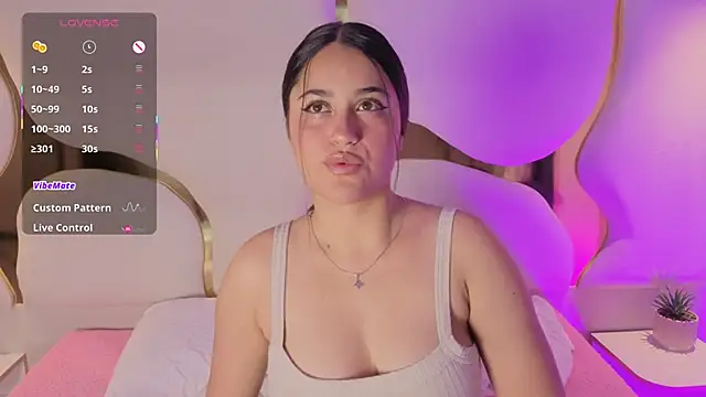 gabyjoness  online show from November 25, 4:45 am