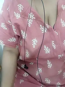 Snapshot of tami_lavanya chatting on January 17, 4:33 pm tami lavanya online show from January 17, 4:33 pm