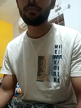 Snapshot of mayur_raaje chatting on June 14, 3:25 pm mayur raaje online show from June 14, 3:25 pm