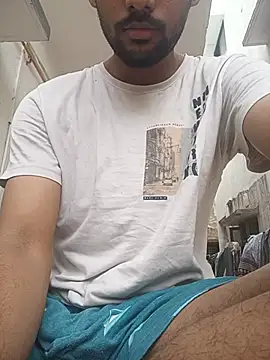 Snapshot of mayur_raaje chatting on June 24, 5:50 am mayur raaje online show from June 24, 5:50 am