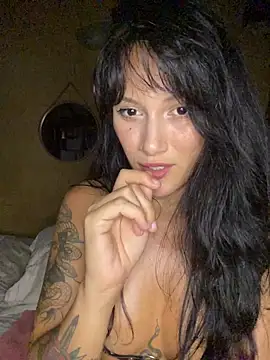 Snapshot of jepetitoiseau chatting on January 17, 9:29 pm jepetitoiseau online show from January 17, 9:29 pm