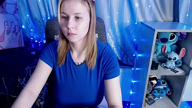 RoyAngela online show from February 6, 5:01 am