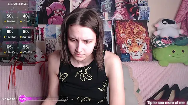 Snapshot of AliceChio chatting on November 6, 8:59 am AliceChio online show from November 6, 8:59 am