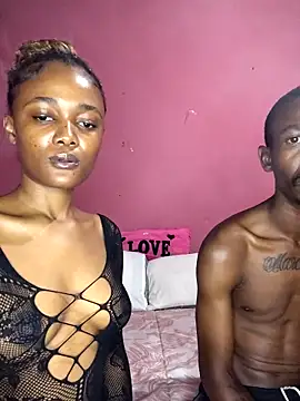 Snapshot of BrownRoxxane6 chatting on November 15, 12:02 pm BrownRoxxane6 online show from November 15, 12:02 pm