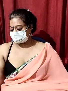 Snapshot of surekha-30 chatting on February 21, 5:03 pm surekha-30 online show from February 21, 5:03 pm