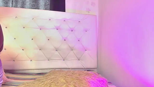 tatixxxvega online show from April 10, 5:50 pm