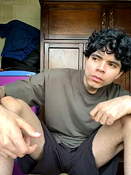 Axel-Mejia online show from November 6, 1:45 pm