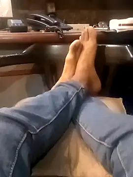 Snapshot of vergonvenco chatting on October 27, 9:13 am vergonvenco online show from October 27, 9:13 am