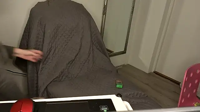 sexygilf82 online show from February 28, 10:44 pm