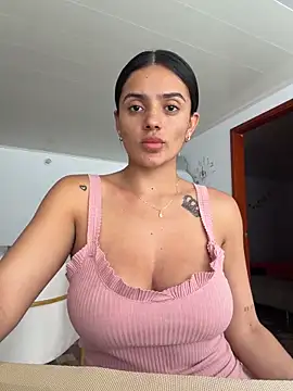 AnaaFaith  online show from February 26, 7:35 pm