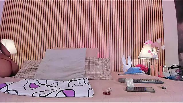 keeyla stone online show from November 8, 9:02 pm