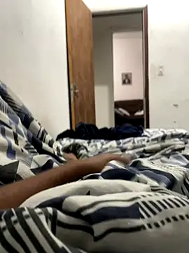 Kaua11225 online show from October 30, 12:01 am