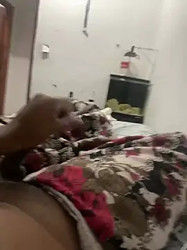 Kaua11225 online show from January 11, 9:31 pm