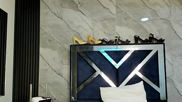 VanessaHard as online show from January 10, 7:37 pm