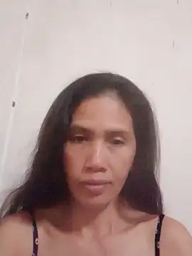Snapshot of Sweet-n-HotCandy chatting on May 17, 5:49 am Sweet-n-HotCandy online show from May 17, 5:49 am