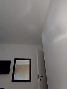 Snapshot of Kladys chatting on January 8, 12:07 pm Kladys online show from January 8, 12:07 pm