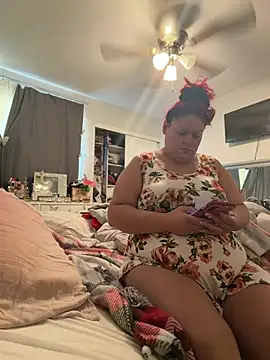 Snapshot of xHelloKitty chatting on March 24, 11:32 pm xHelloKitty online show from March 24, 11:32 pm