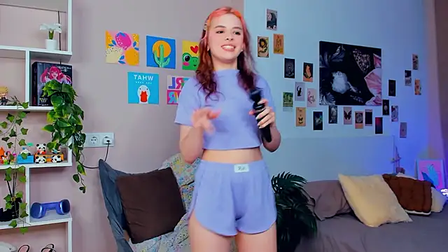 VedaSchulz online show from February 17, 6:47 pm