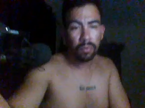 LarryVelazco1 online show from May 30, 4:09 am