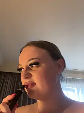 SexySashaxox online show from April 10, 3:39 pm