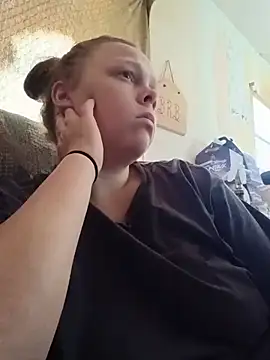 countrymomma online show from May 13, 4:59 pm