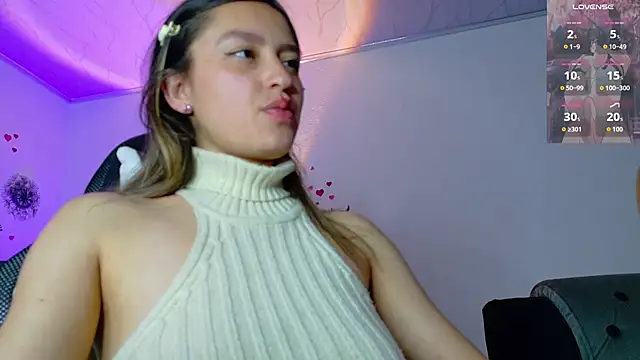 Snapshot of AnniexMichaelLive chatting on May 5, 3:58 am AnniexMichaelLive online show from May 5, 3:58 am