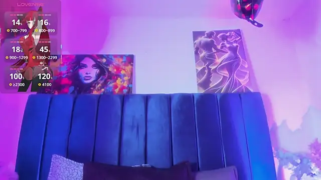 Annie switt online show from October 26, 5:02 am