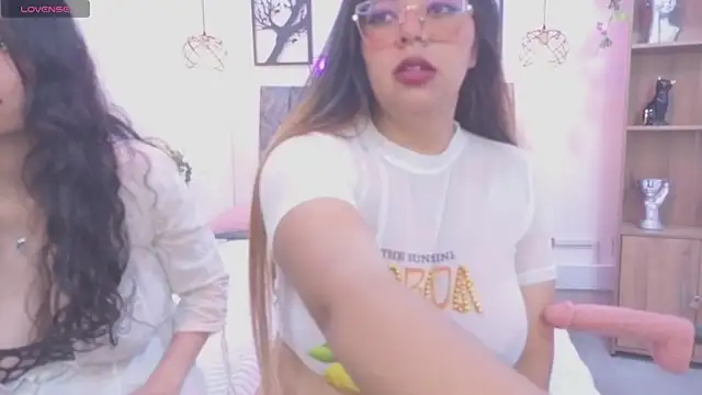 Snapshot of Samantha_blow chatting on February 11, 3:55 am Samantha blow online show from February 11, 3:55 am