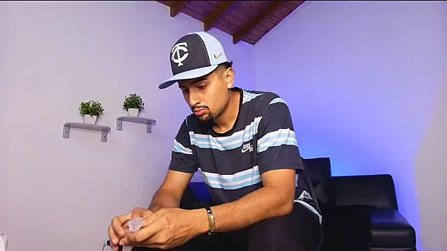 Snapshot of Deivy_gram chatting on July 23, 7:34 pm Deivy gram online show from July 23, 7:34 pm
