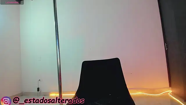 Snapshot of auraeroticaxxx chatting on July 7, 6:47 am auraeroticaxxx online show from July 7, 6:47 am