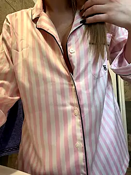 KaseyQuinn  online show from November 26, 9:32 am