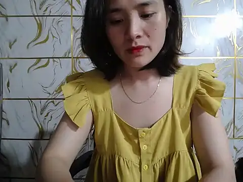 Lyzizi lovely09 online show from May 26, 12:45 pm