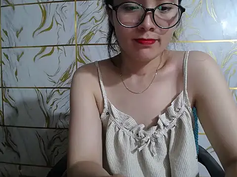 Lyzizi lovely09 online show from June 20, 2:09 pm