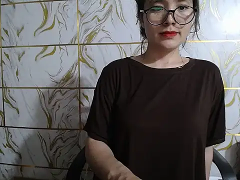 Lyzizi lovely09 online show from June 29, 1:22 pm