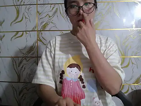 Lyzizi lovely09 online show from July 7, 3:53 am