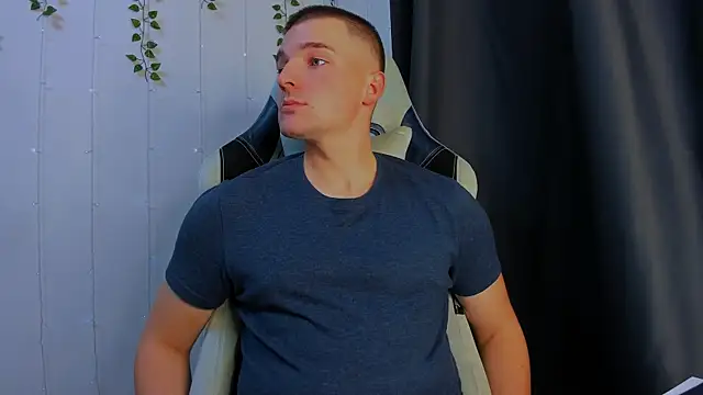 Your Claddagh online show from October 17, 7:49 pm