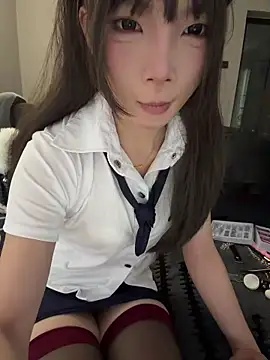 Snapshot of Yiyi-707 chatting on March 6, 10:12 am Yiyi-707 online show from March 6, 10:12 am