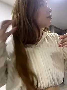 CharlotteBrownn  online show from November 12, 3:40 am