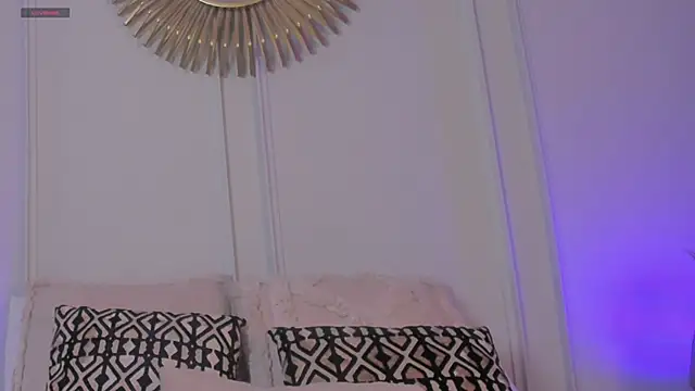 Snapshot of CharlotteBrownn_ chatting on June 29, 11:16 pm CharlotteBrownn online show from June 29, 11:16 pm