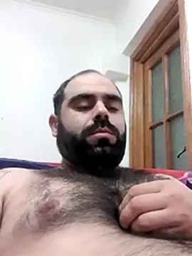 Snapshot of body02081 chatting on October 6, 3:31 pm body02081 online show from October 6, 3:31 pm