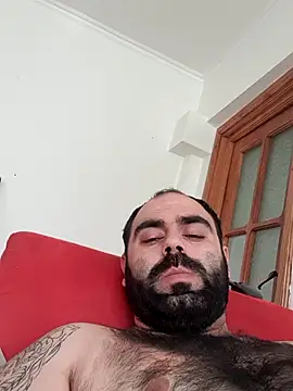 Snapshot of body02081 chatting on October 11, 8:13 am body02081 online show from October 11, 8:13 am