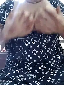 rani8008 online show from March 15, 2:06 am