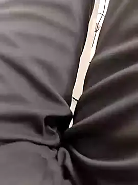 themasklover online show from March 27, 7:14 am