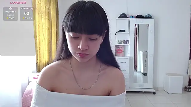 violetta blackk online show from October 1, 3:40 pm