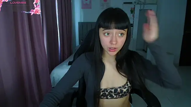 Snapshot of violetta_blackk chatting on July 30, 4:39 pm violetta blackk online show from July 30, 4:39 pm