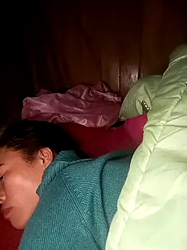 Snapshot of CoMay003 chatting on February 5, 12:15 am CoMay003 online show from February 5, 12:15 am