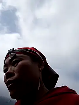 Snapshot of CoMay003 chatting on February 6, 3:00 am CoMay003 online show from February 6, 3:00 am