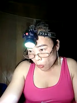 Snapshot of CoMay003 chatting on February 10, 5:06 pm CoMay003 online show from February 10, 5:06 pm